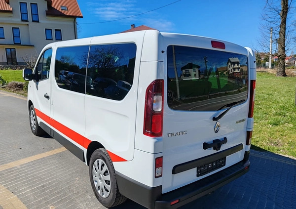 Renault Trafic cena 105000 przebieg: 117416, rok produkcji 2019 z Wolbrom małe 781